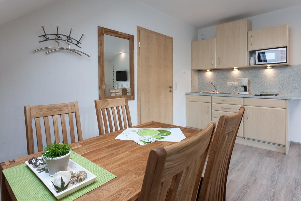 Haus Alexandra Inkl Meinecard Plus วิลลิงเงิน ภายนอก รูปภาพ