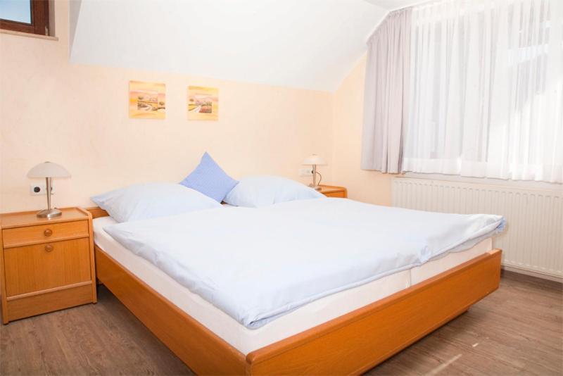 Haus Alexandra Inkl Meinecard Plus วิลลิงเงิน ห้อง รูปภาพ