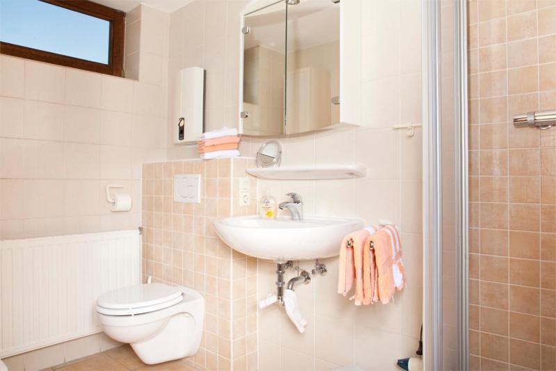 Haus Alexandra Inkl Meinecard Plus วิลลิงเงิน ห้อง รูปภาพ